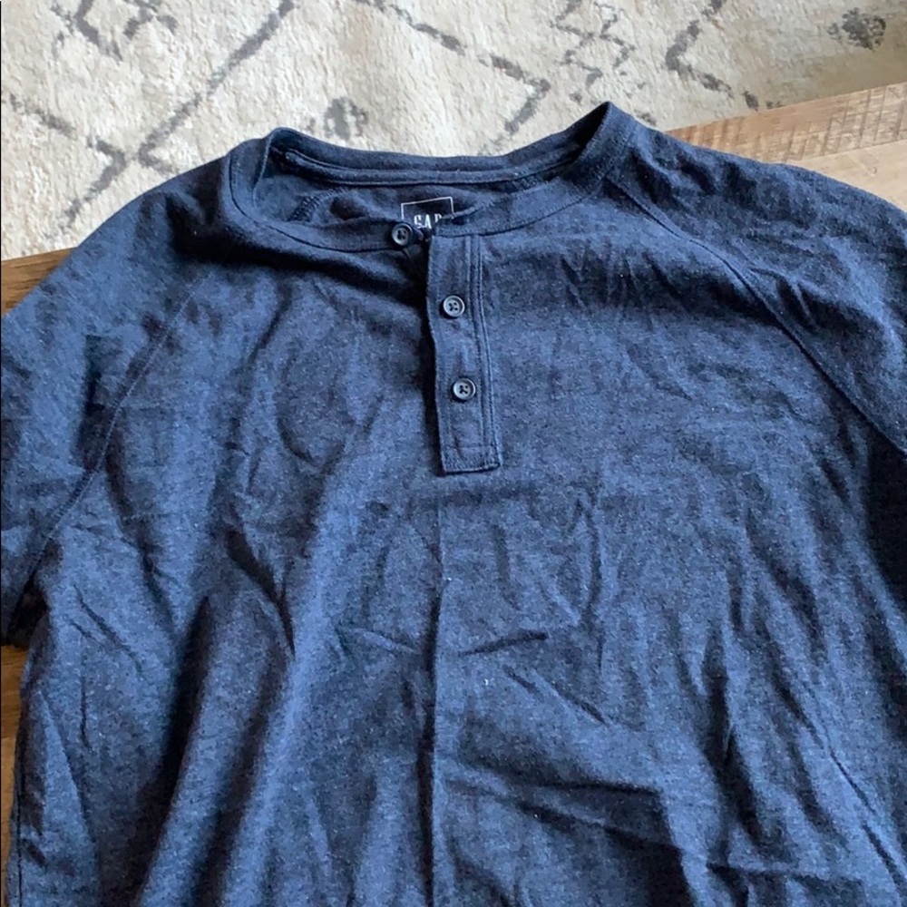 Men’s Henley